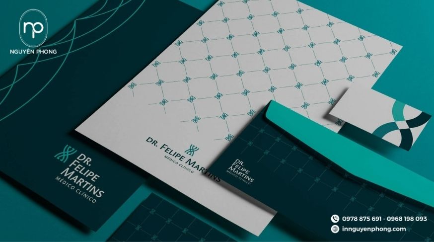 Logo y tế in trên phong bì, kẹp file